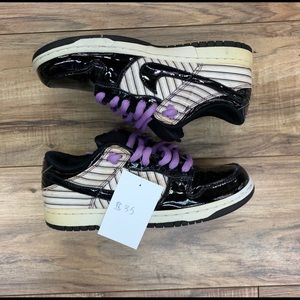 2006 Nike SB Dunk Low “Avengers PL”